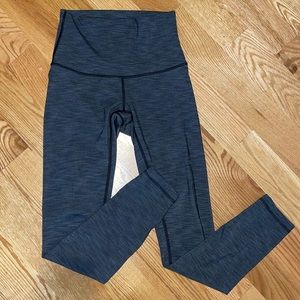 Lululemon leggings size 4